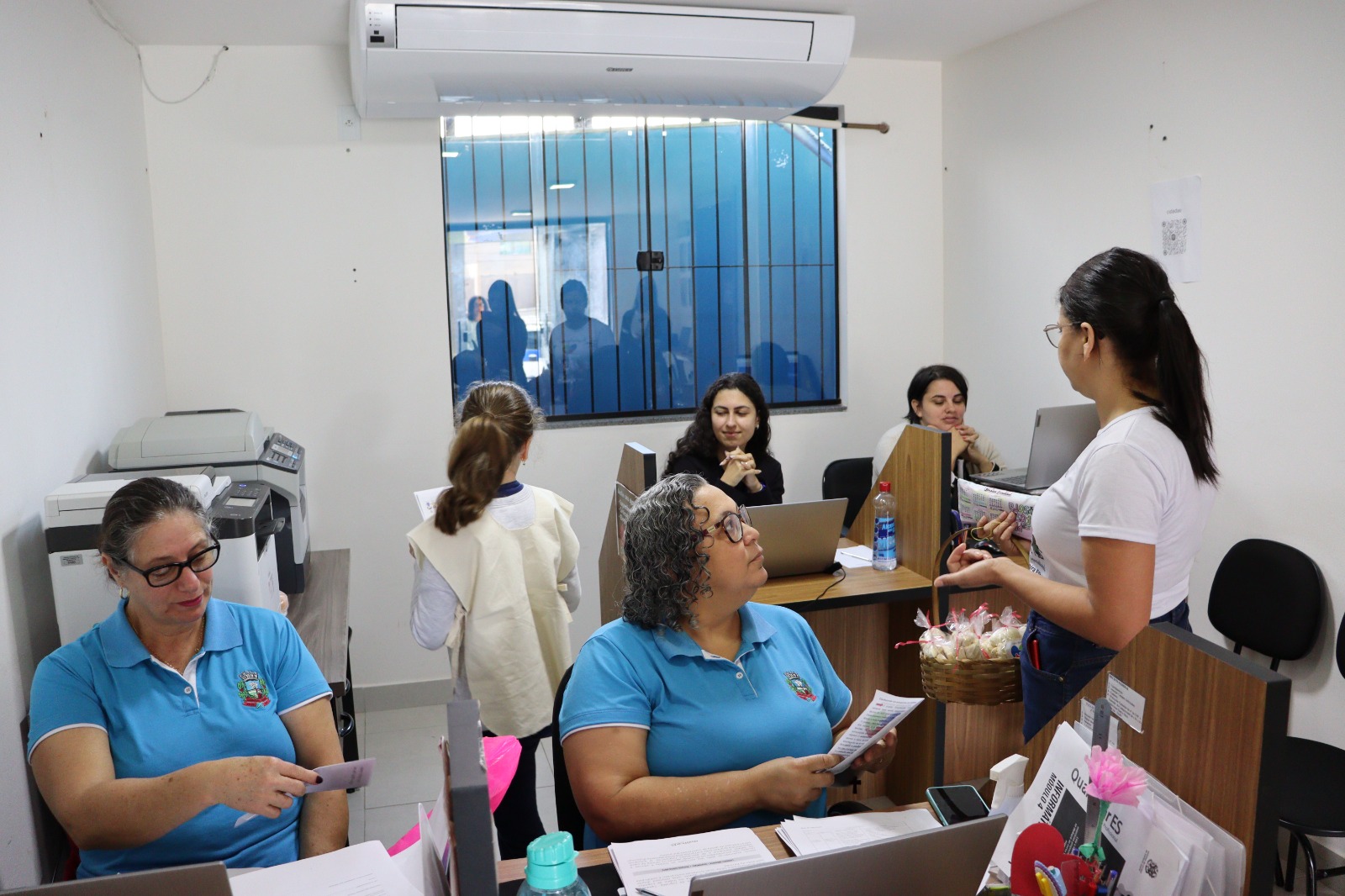 Representantes do Projeto “Empreender, Incluir e Aquecer” visitam Câmara Municipal 